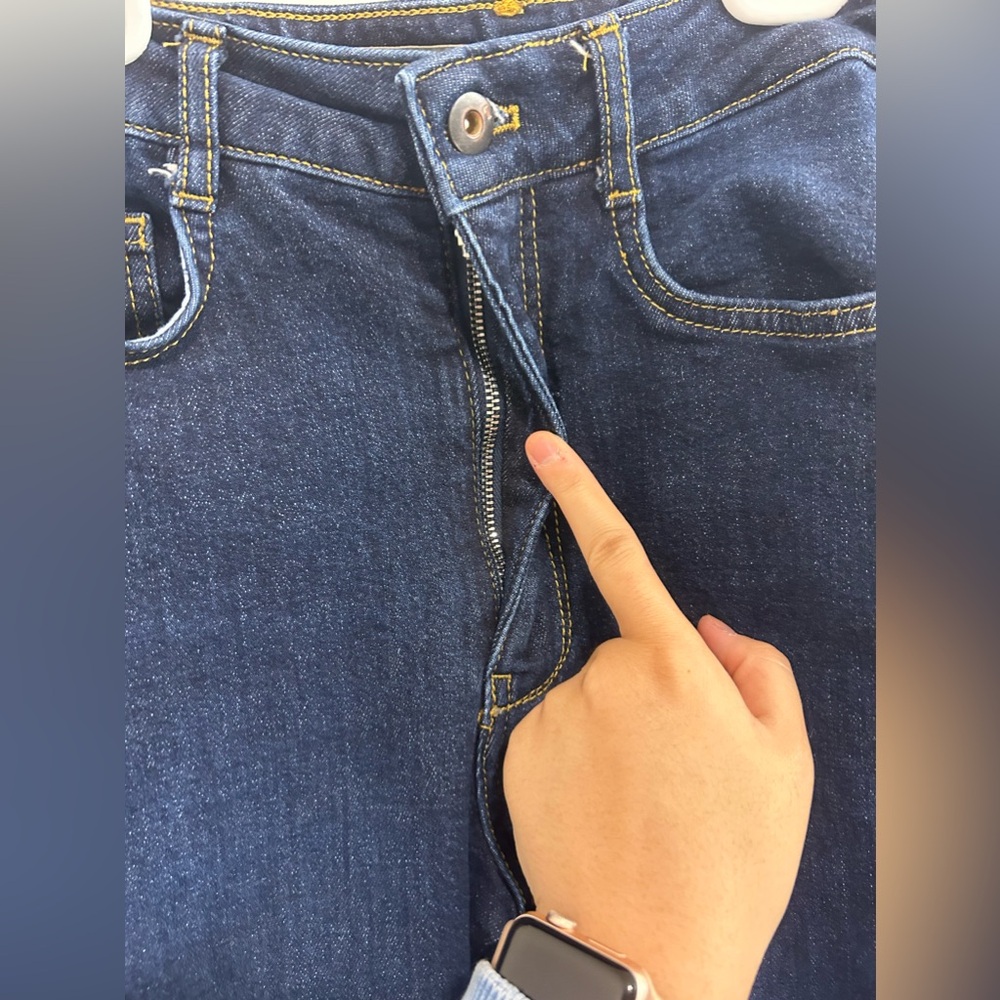 Like New Pilcro the Split Straight Jean Dark Wash Anthropologie - Picture 6 of 12